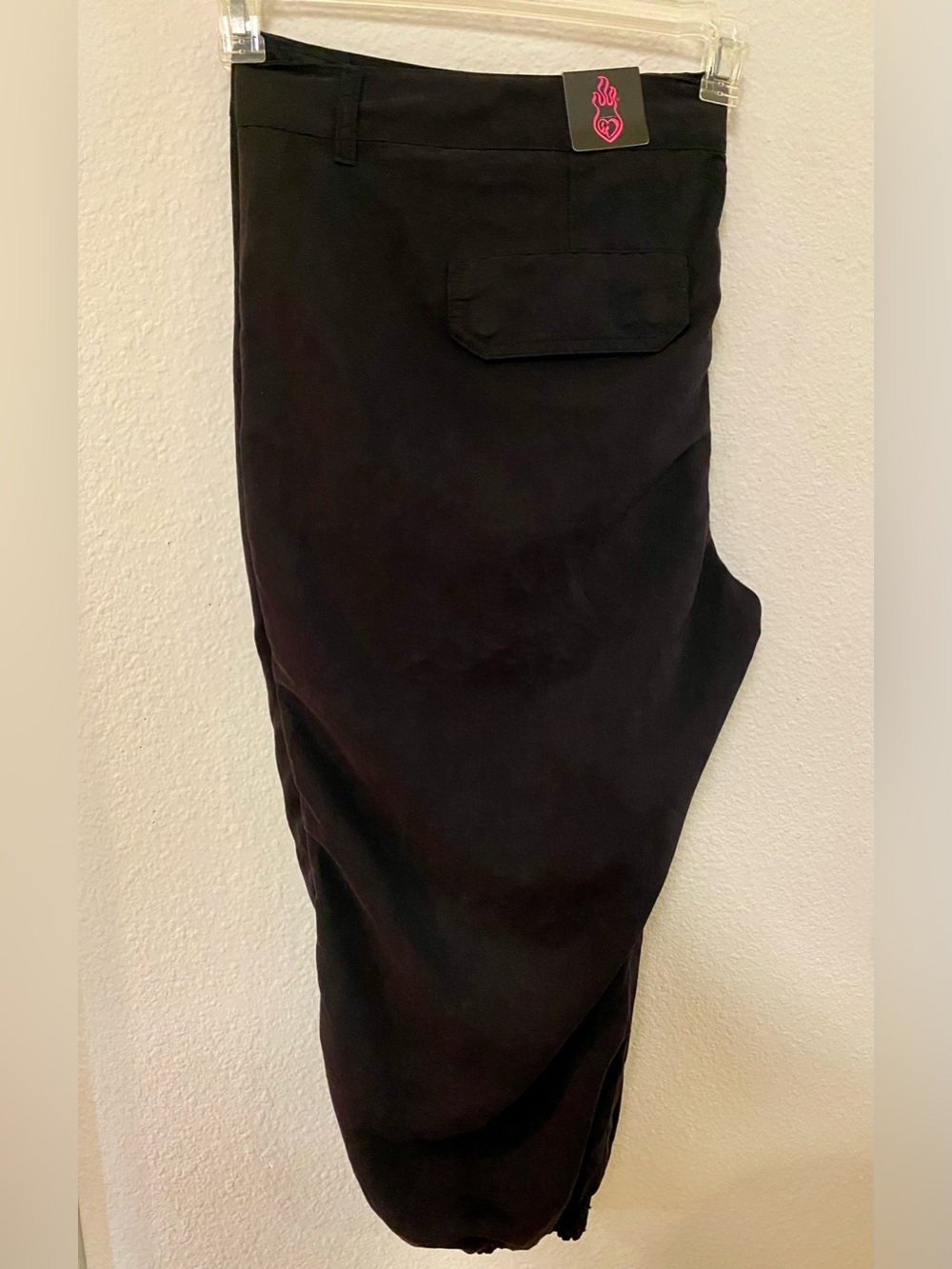 Torrid Vintage Capri Pants with Smocked Bottoms - Size 26 - NWT!